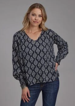 Women's Roper Western Print V-Neck Blouse